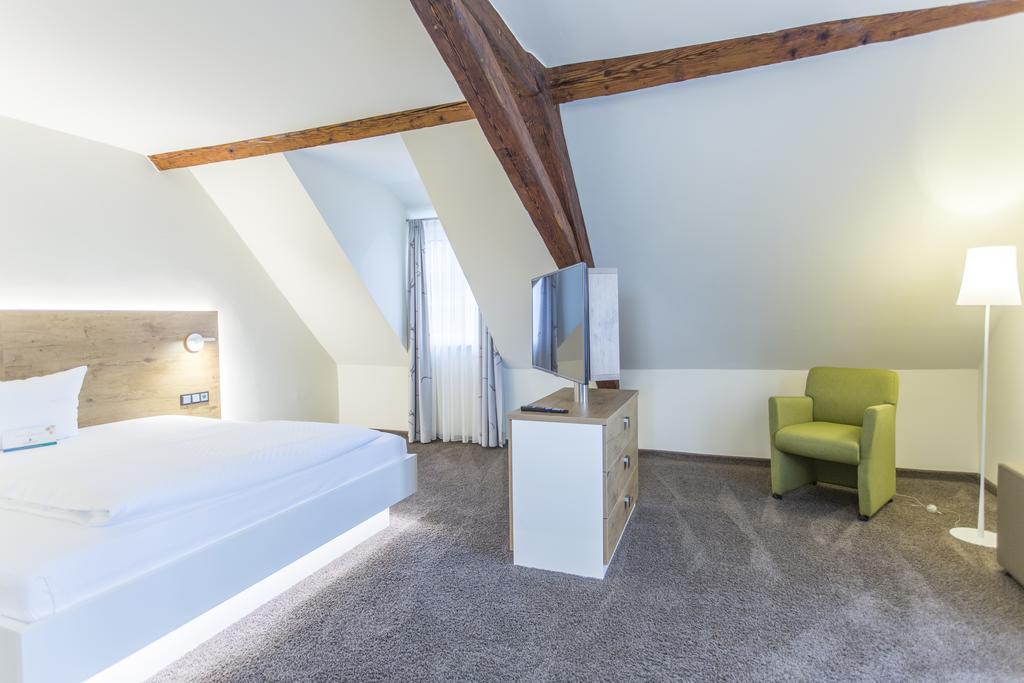 Hotel Jaegerhaus In Esslingen Esslingen am Neckar Eksteriør billede