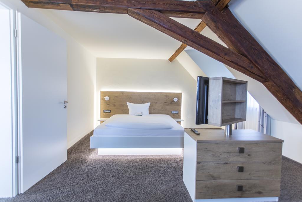 Hotel Jaegerhaus In Esslingen Esslingen am Neckar Eksteriør billede
